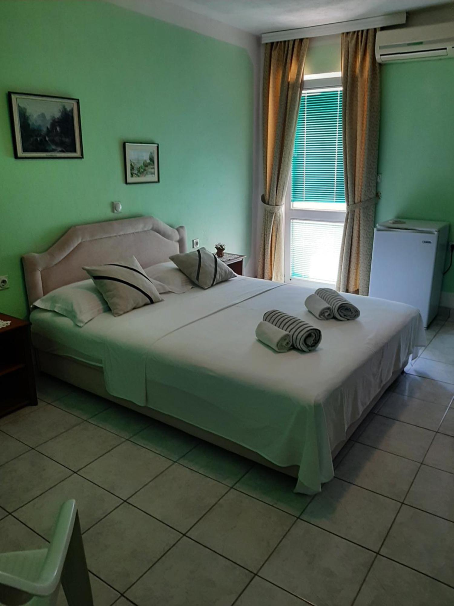 Guest House Aldin 울친 외부 사진