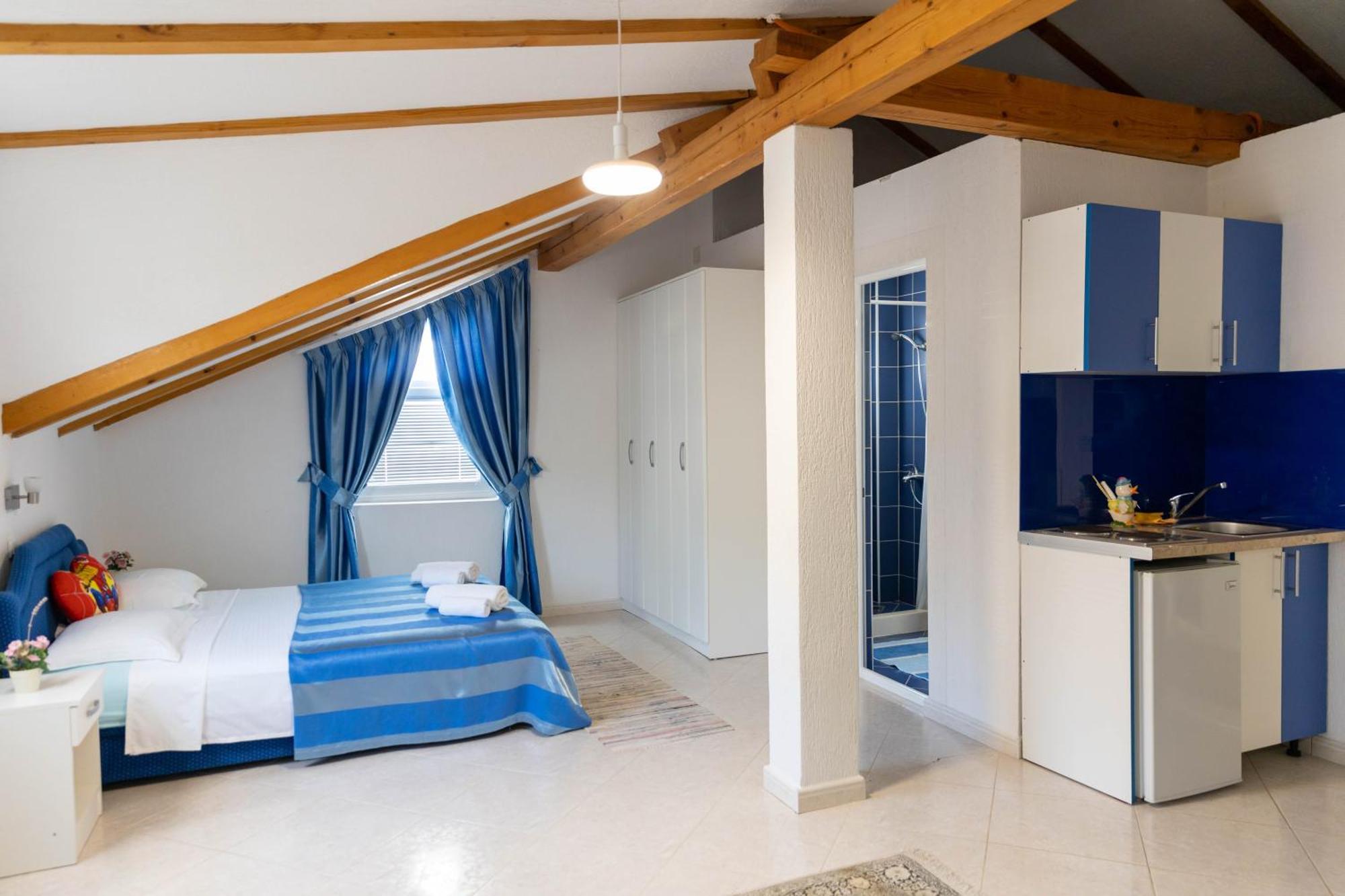 Guest House Aldin 울친 외부 사진