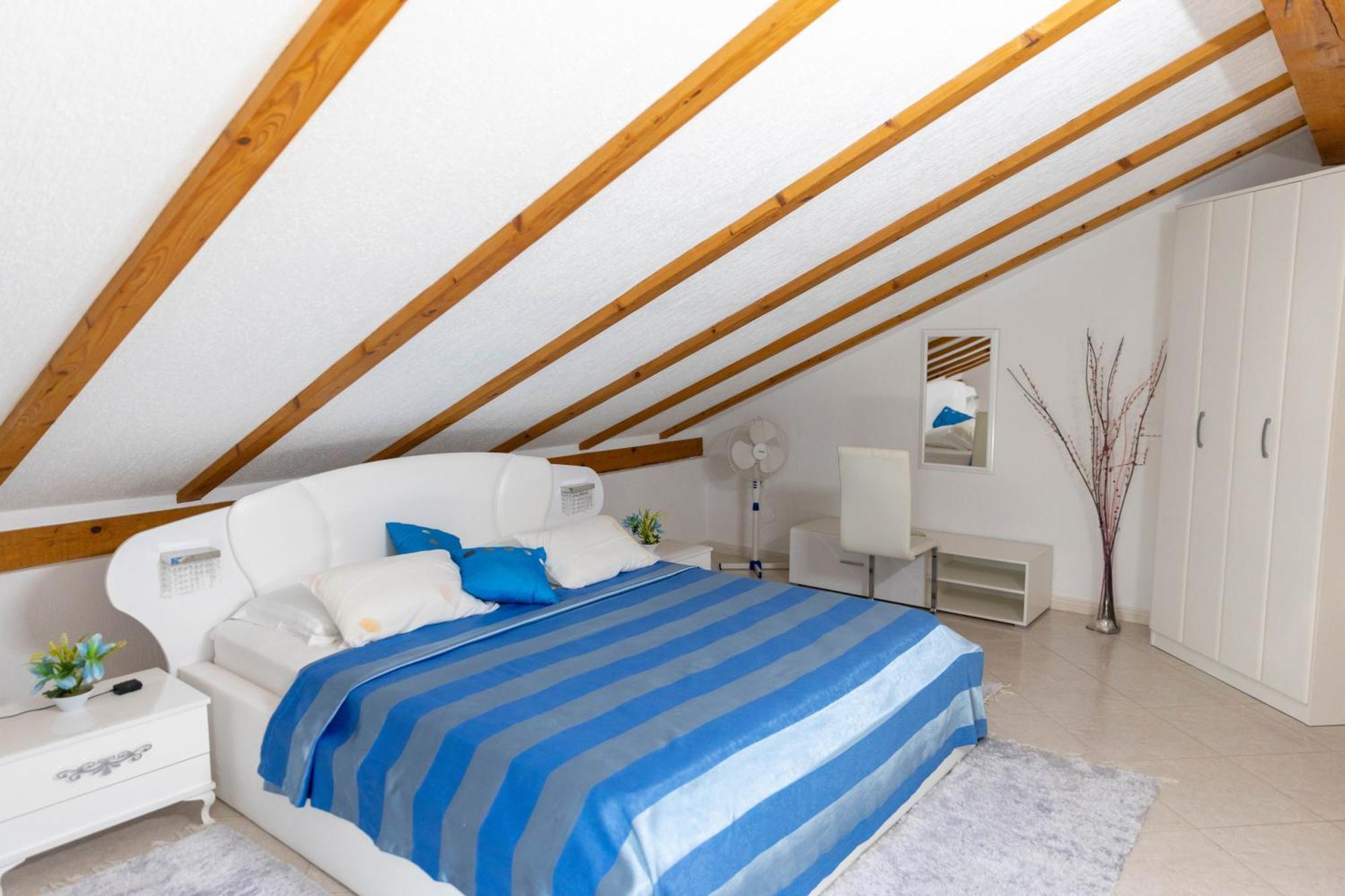 Guest House Aldin 울친 외부 사진
