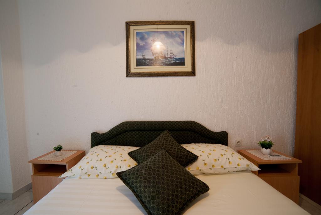 Guest House Aldin 울친 외부 사진