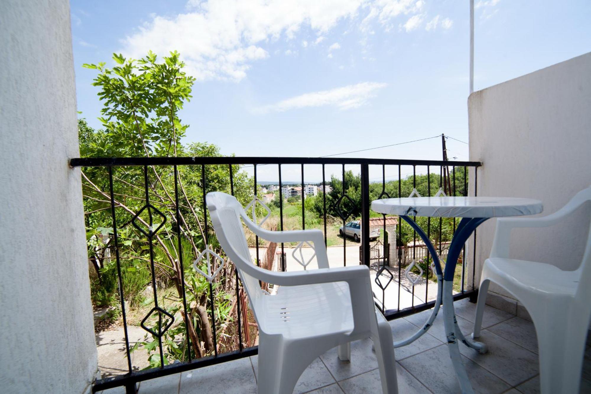 Guest House Aldin 울친 외부 사진