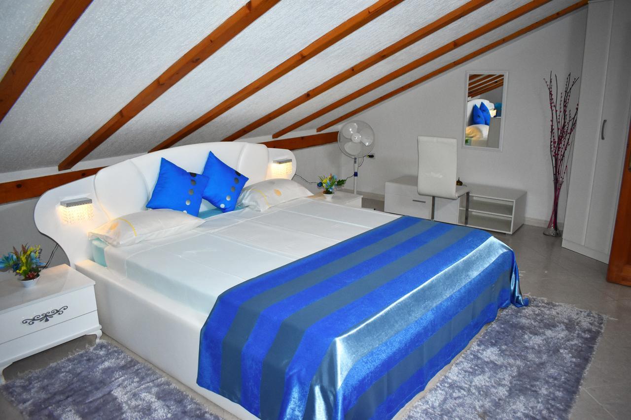 Guest House Aldin 울친 외부 사진