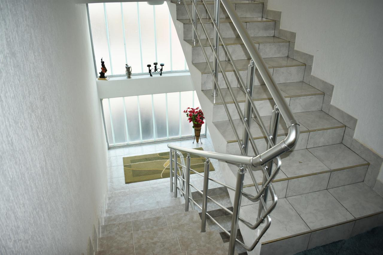 Guest House Aldin 울친 외부 사진